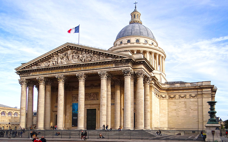 Neoklasizm: Akılcılık ve Klasik Sanata Dönüş Pantheon Paris 1790 – Fransiz Devriminin ideallerini yansitan bir anit