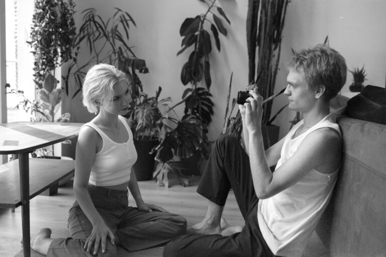 Sinema Hareket Olmadan da Var Olabilir mi?