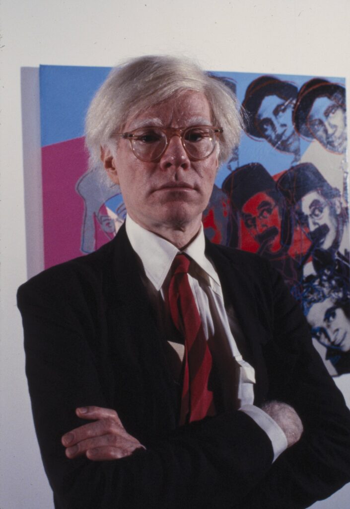 Pop Art ve Tüketim Estetiği -XI Andy Warhol at the Jewish Museum by Bernard Gotfryd – LOC 1