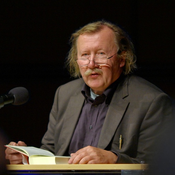 Peter Sloterdijk — Antropoteknoloji ve İnsanın Kozmolojisi: Varlığın Küresel İnşasında Teknik ve Egzersizin Ontolojisi Peter Sloterdijk Karlsruhe 07 2009 IMGP3019