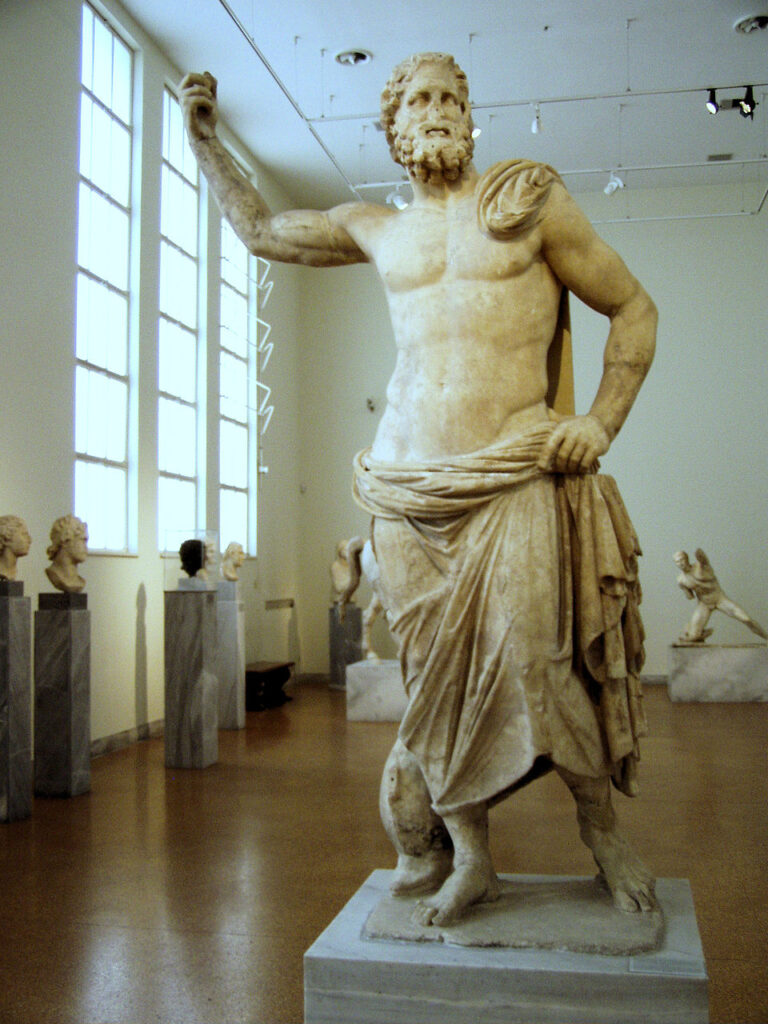 Poseidon of Melos (MÖ 2. yy) Melos Adası’nda bulunan, Poseidon’u üç dişli mızrak (trident) ve çıplak formuyla betimleyen Hellenistik dönem heykel.