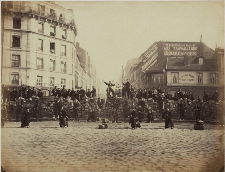Paris Komünü – Marx’ın Somut Tarihle Yüzleşmesi Barricade18March1871