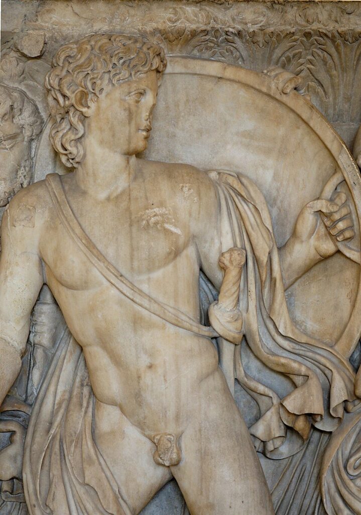 Kral Lycomedes'in sarayında Aşil, detay. Mermer, Yunan sanat eseri, yaklaşık MS 240
Kaynak: https://commons.wikimedia.org/
wiki/File:Achilles_by_Lycomedes_Louvre_Ma2120.jpg