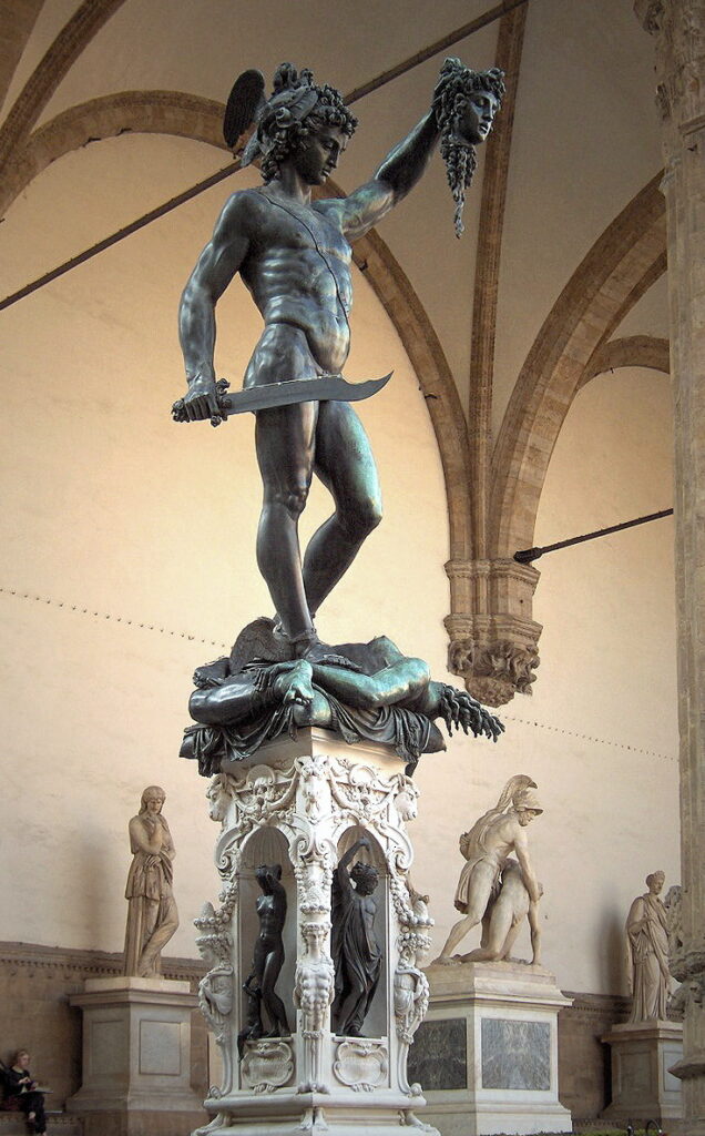 Benvenuto Cellini'nin Medusa başlı Perseus'u (1545–1554). Loggia dei Lanzi, Floransa, İtalya
https://commons.wikimedia.org