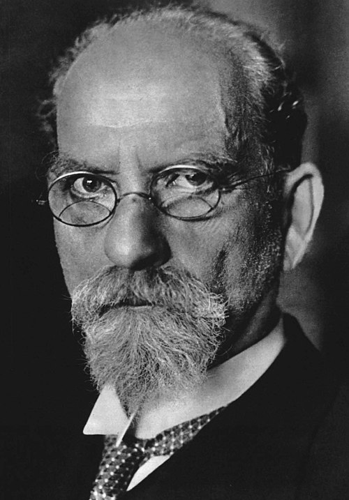 Parça–Bütün ve Bağımlılık: Husserl’de Mereolojinin Formel A Priorisi ile Materyal A Priorinin Kesişimi Edmund Husserl 1910s 1