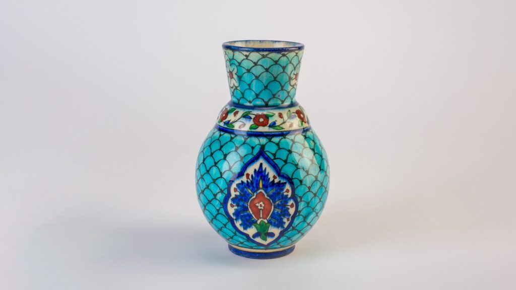 Genovefa Hikâyesi: Taşbaskıdan Kütahya Çinisinde Görsel Diyalektik siradisi minas 3 filomythos