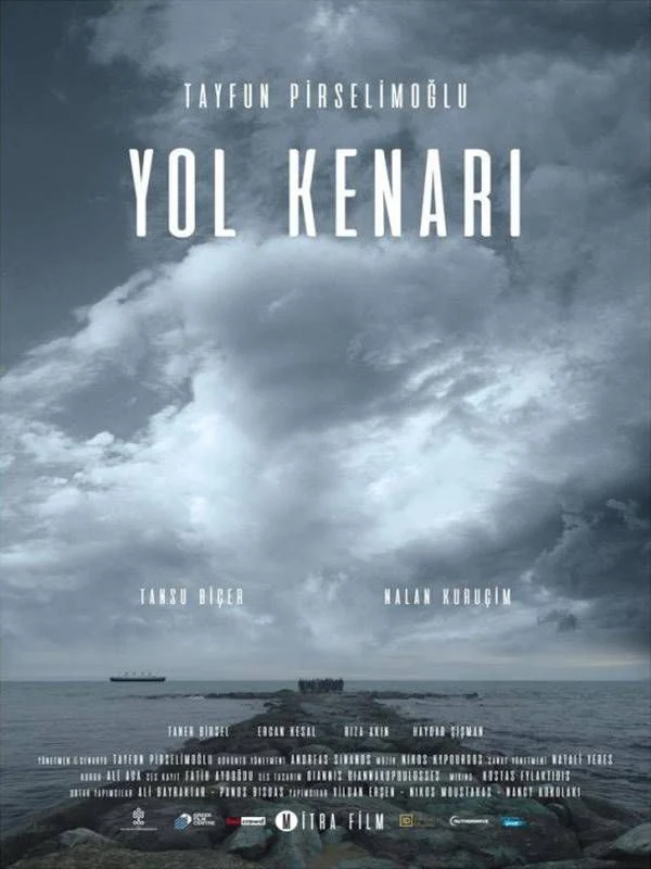 Tayfun Pirselimoğlu’nun Yol Kenarı film Afişi